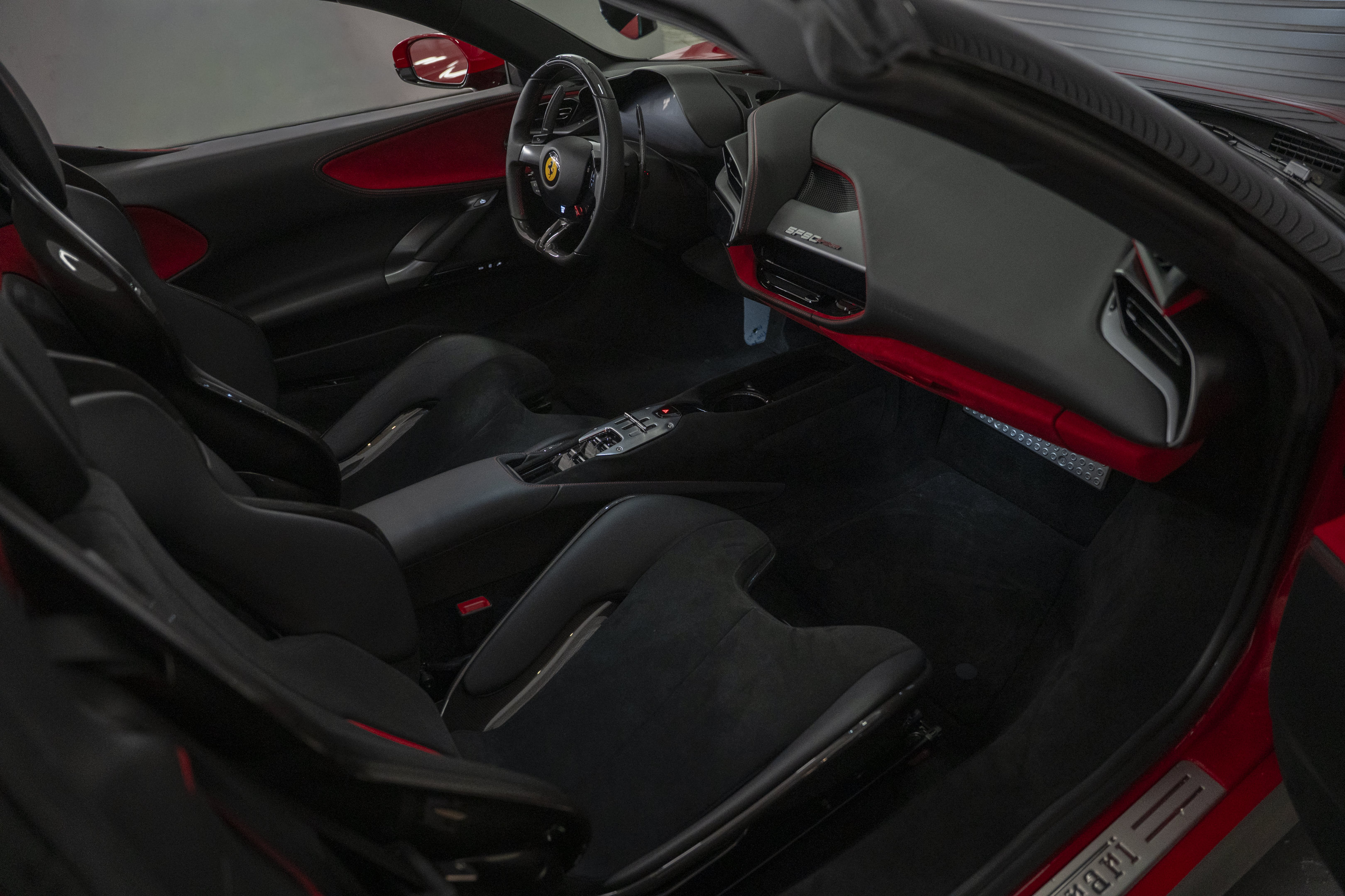 Used 2022 Ferrari SF90 Spider AWD/4WD image 33