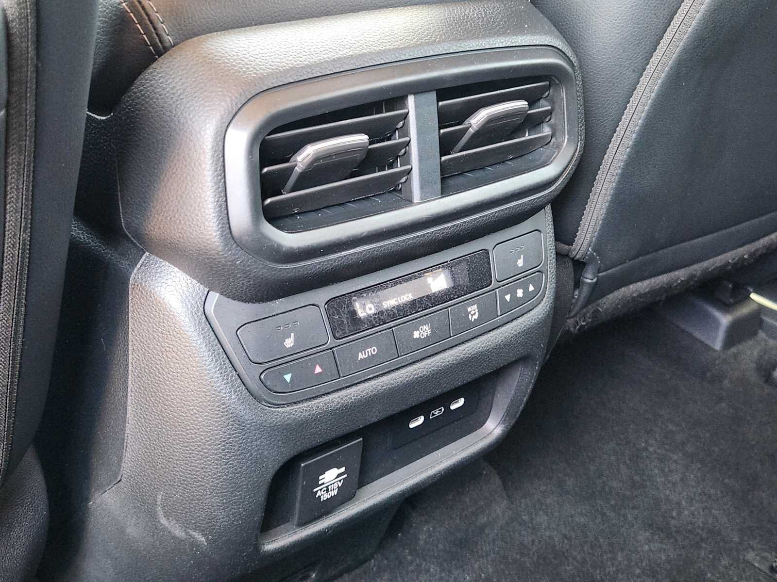 Certified 2024 Honda Pilot Elite image 29