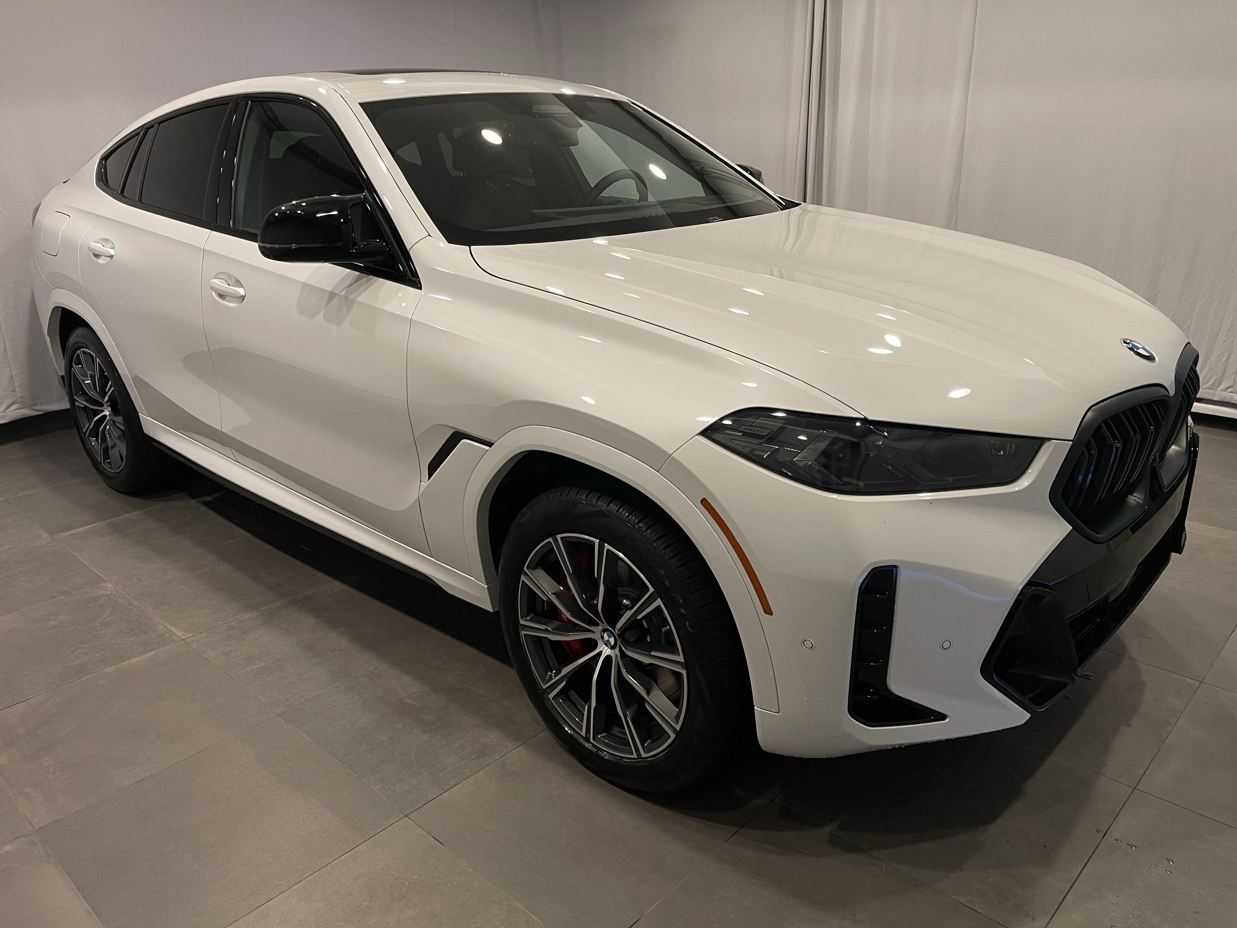New 2027 BMW X6 M60i AWD/4WD image 3