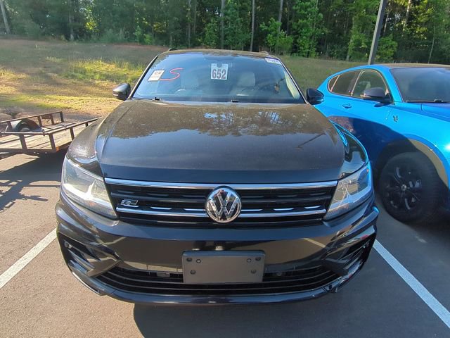 Used 2021 Volkswagen Tiguan SE R-Line AWD/4WD image 3