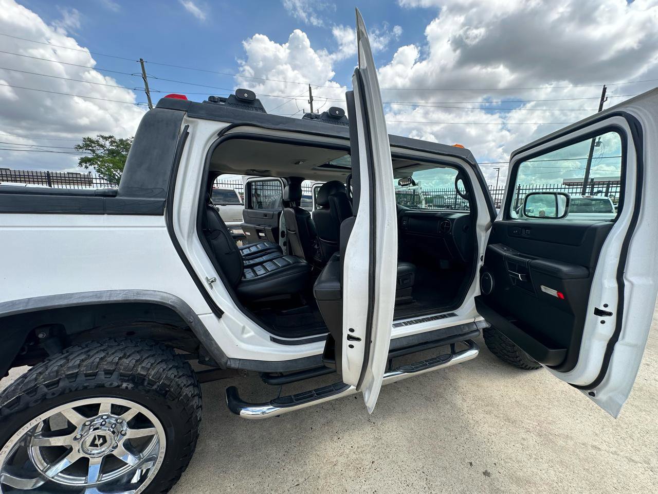 Used 2007 HUMMER H2 Luxury image 18