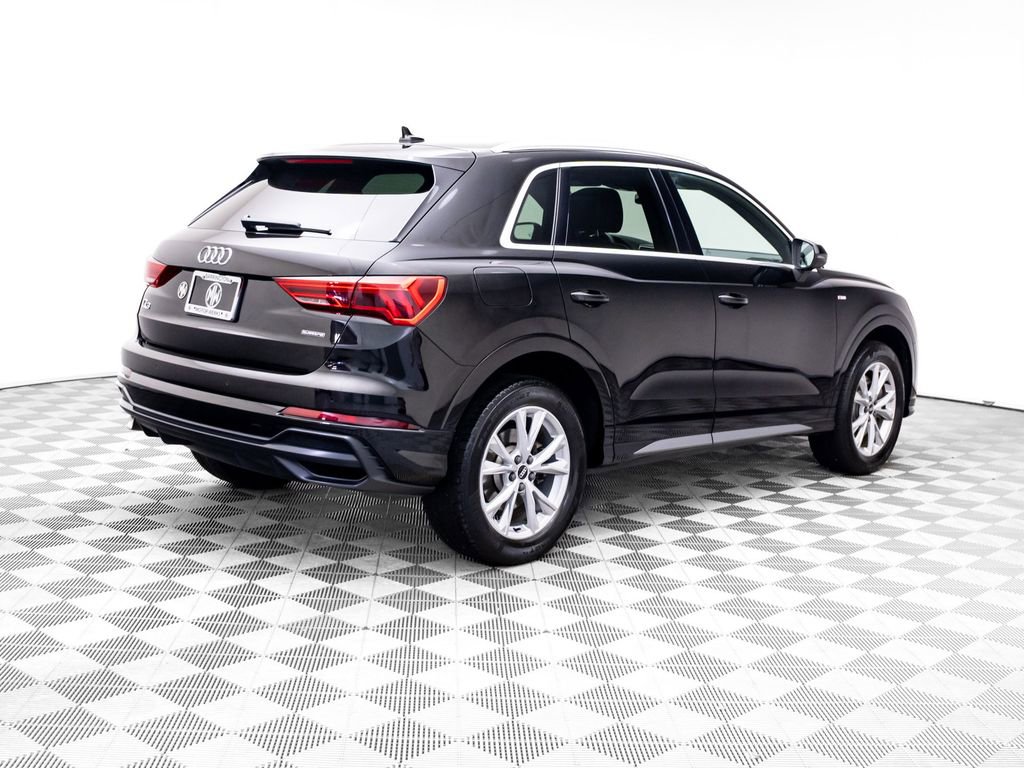 Used 2021 Audi Q3 2.0T Premium w/ Convenience Package image 5