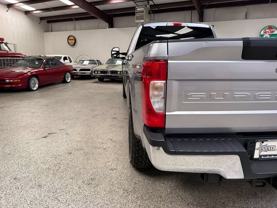 Used 2022 Ford F350 XLT AWD/4WD image 15