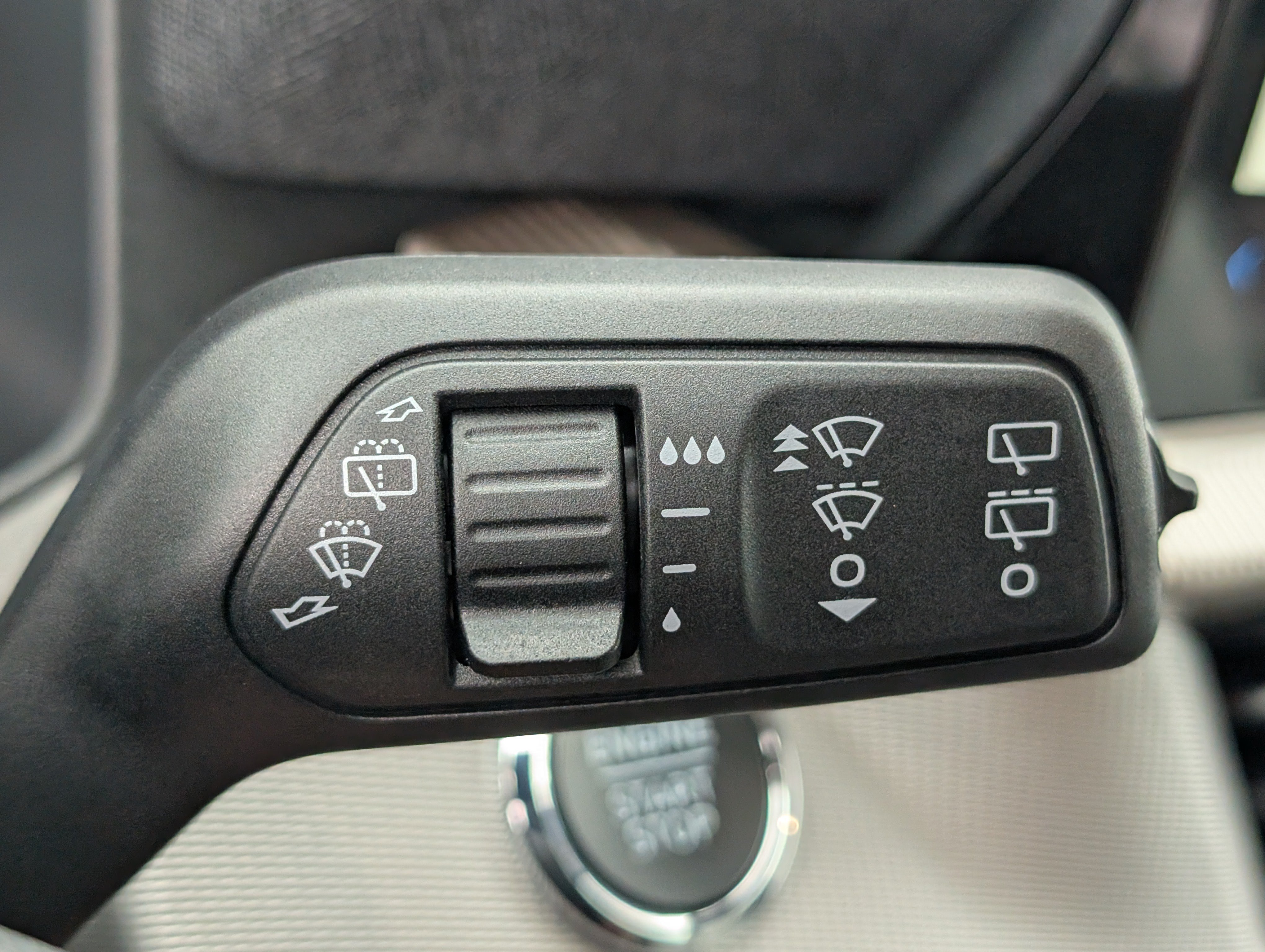 New 2026 Ford Explorer Active w/ Active Comfort Package AWD/4WD image 28