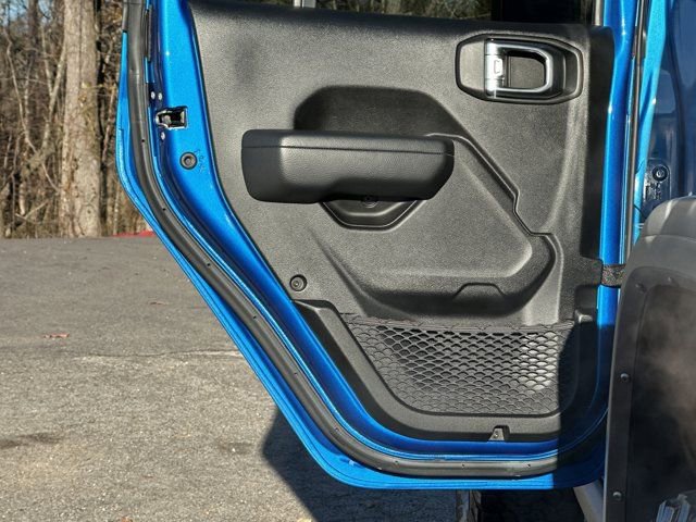 Used 2022 Jeep Wrangler Unlimited Rubicon 4xe image 27