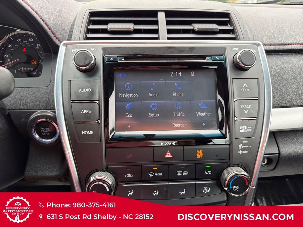 Used 2017 Toyota Camry SE w/ Moonroof Package FWD image 15