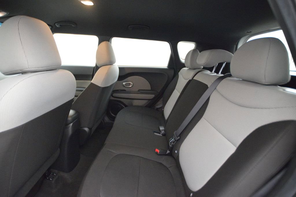 Used 2018 Kia Soul image 12