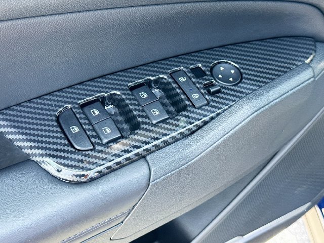 Used 2024 Kia Sportage EX FWD image 18
