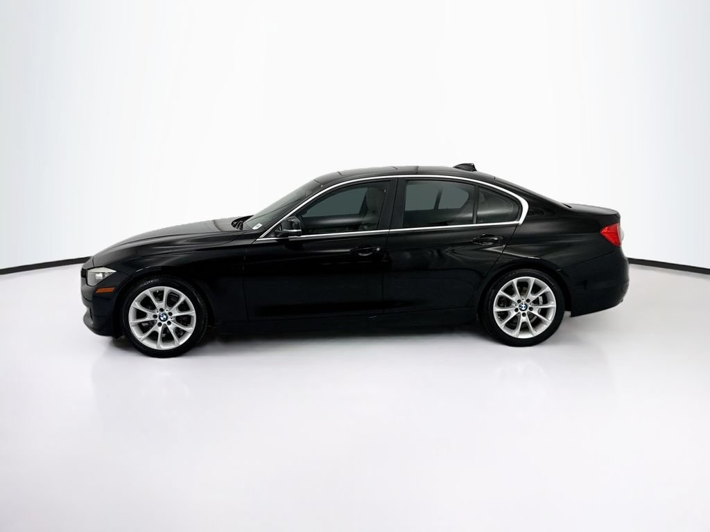 Used 2015 BMW 320i Sedan RWD image 8