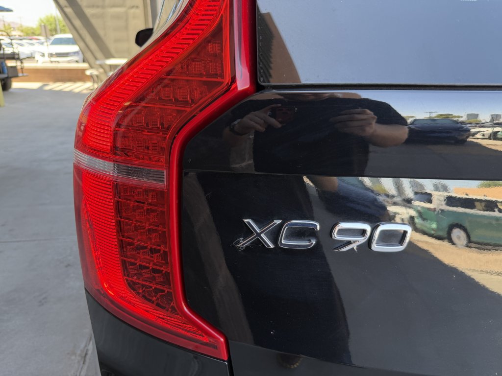 Used 2023 Volvo XC90 B6 Plus w/ Protection Package Premier AWD/4WD image 14