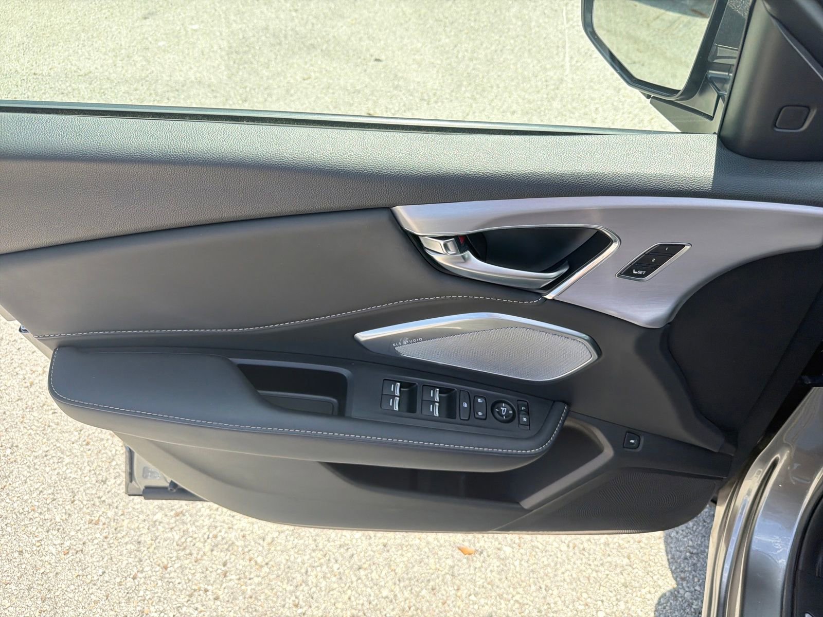 Used 2023 Acura RDX w/ Technology Package FWD image 20