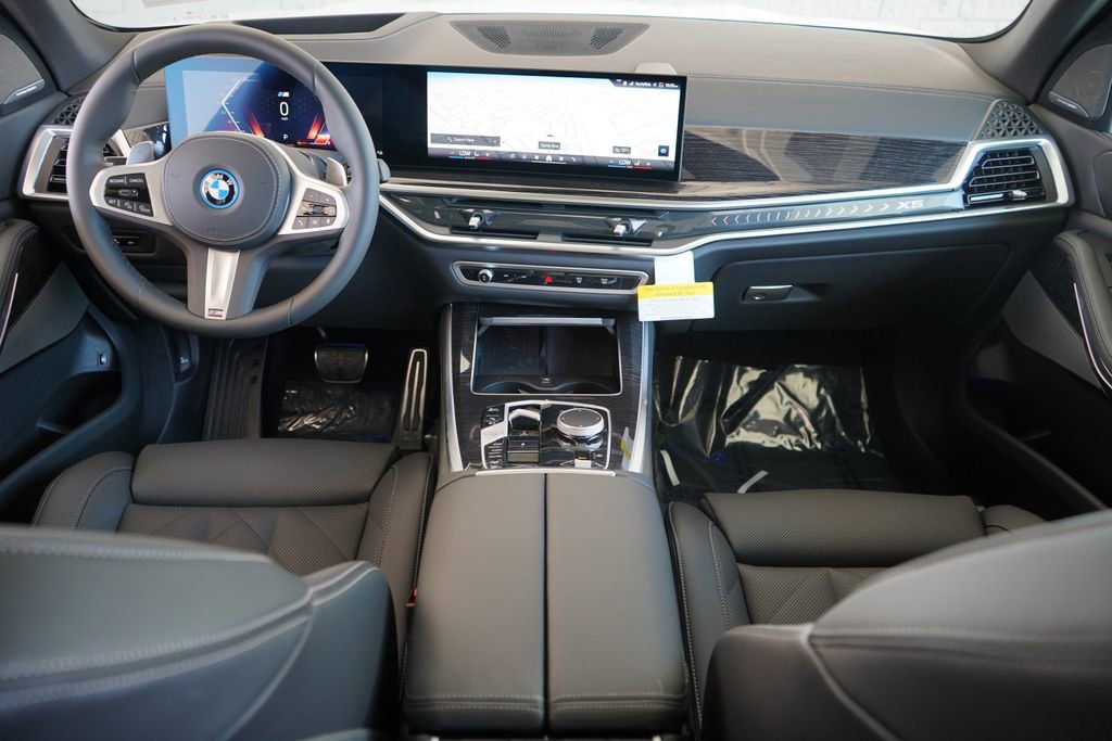 New 2026 BMW X5 xDrive50e w/ M Sport Package image 13