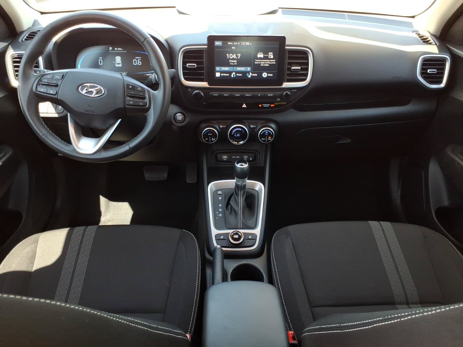 Certified 2026 Hyundai Venue SEL FWD image 15