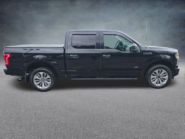 Used 2017 Ford F150 XL w/ Equipment Group 101A Mid AWD/4WD image 9