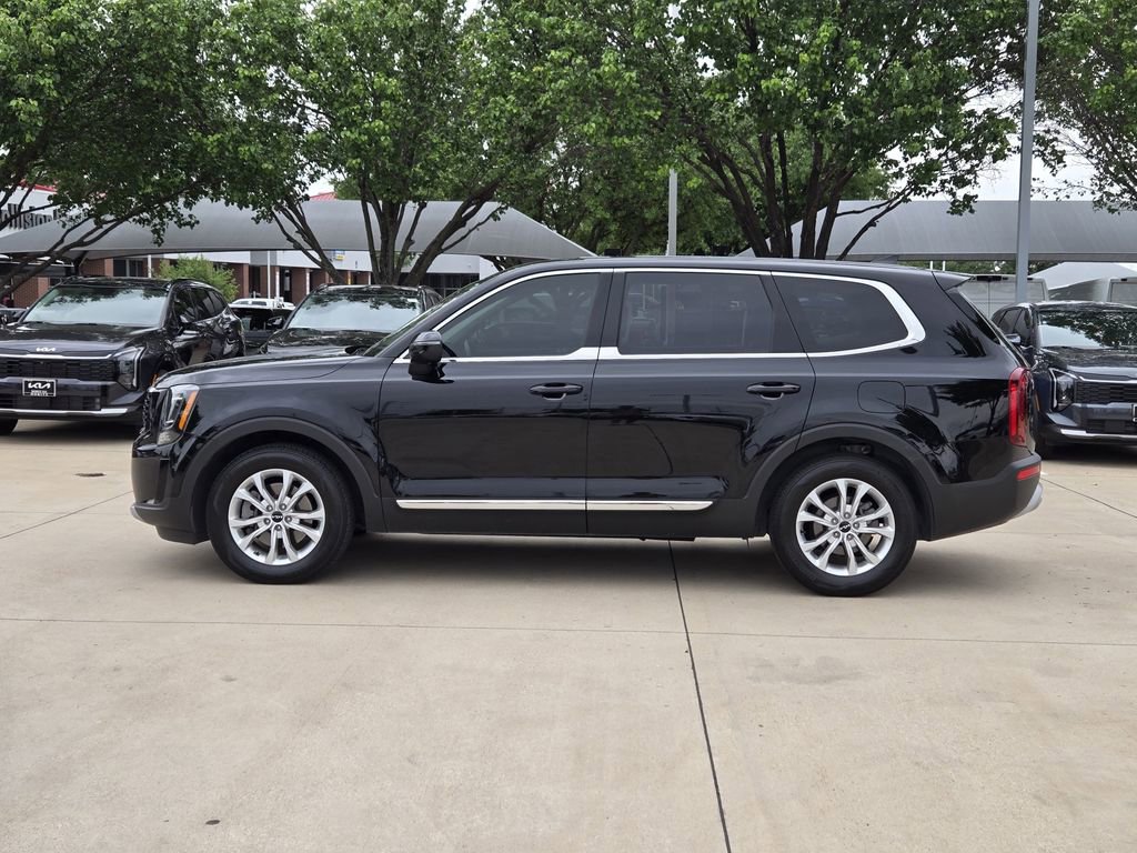 Certified 2022 Kia Telluride LX image 12