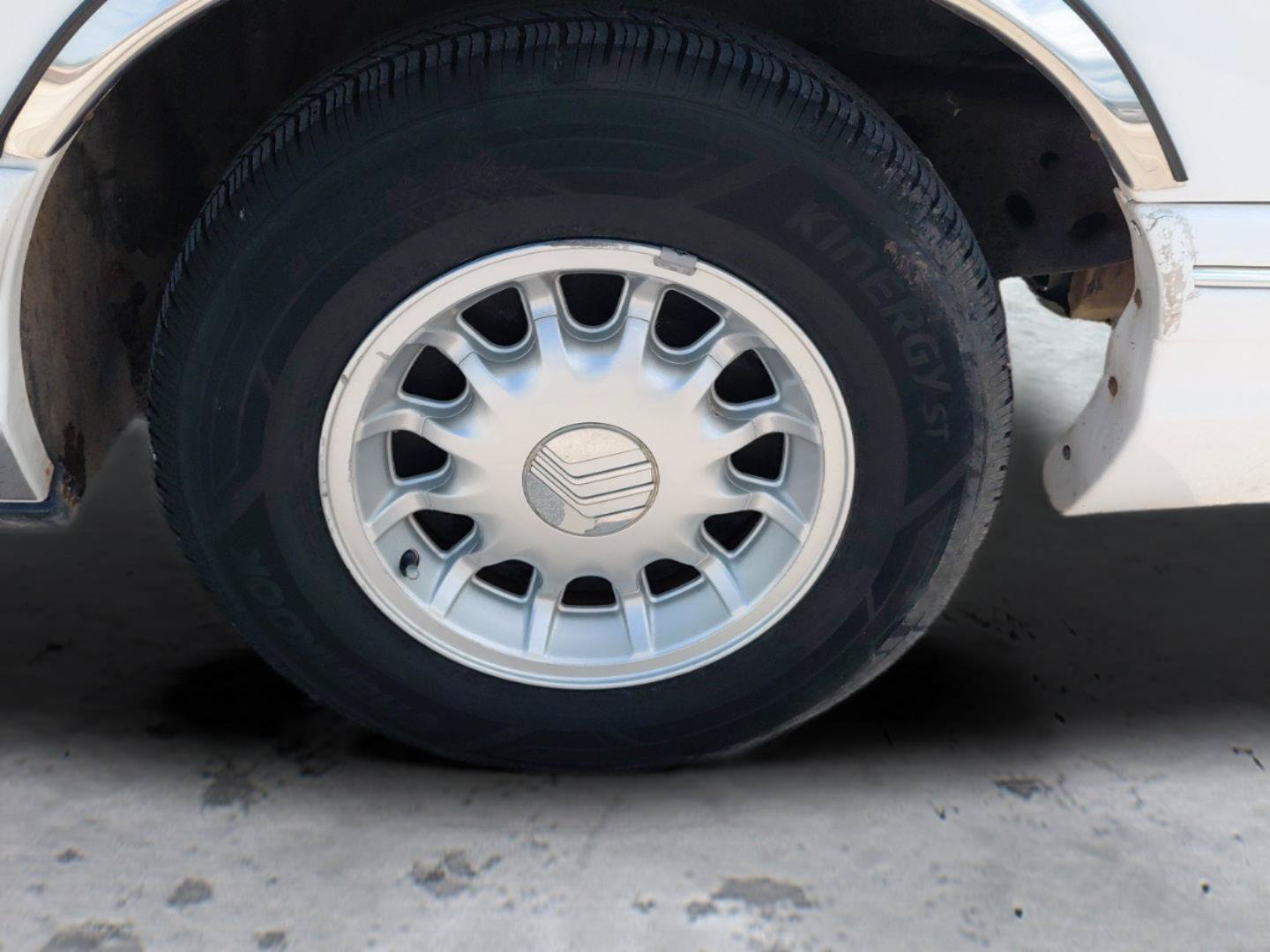 Used 1996 Mercury Grand Marquis LS RWD image 10