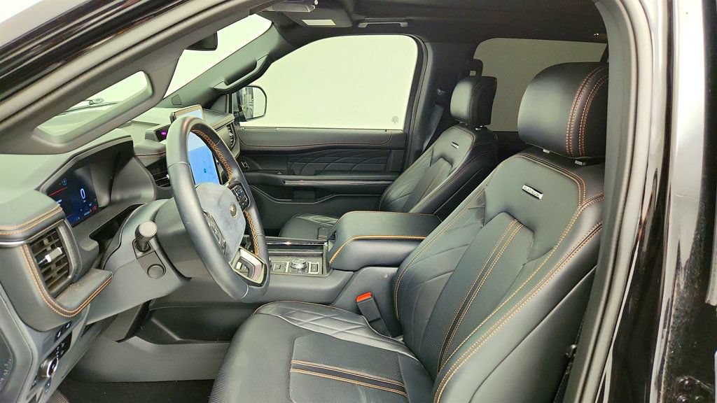 Used 2024 Ford Expedition Platinum AWD/4WD image 19