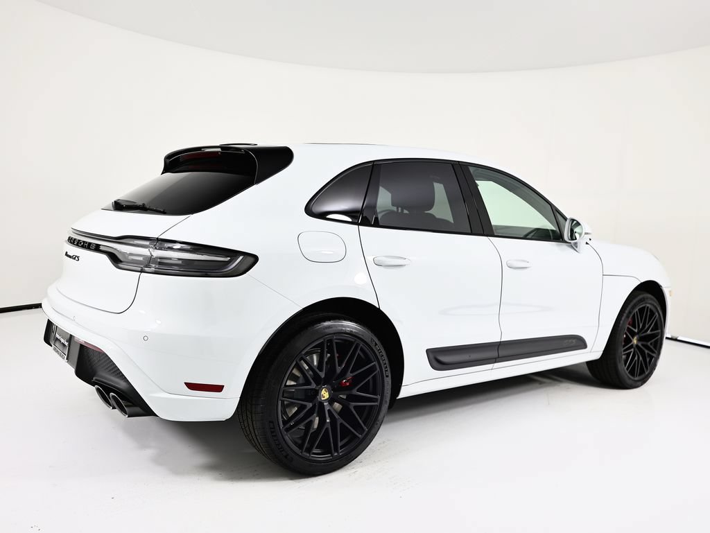 New 2026 Porsche Macan GTS AWD/4WD image 7