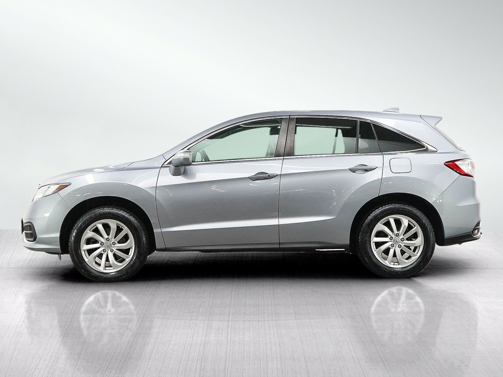 Used 2016 Acura RDX FWD image 2