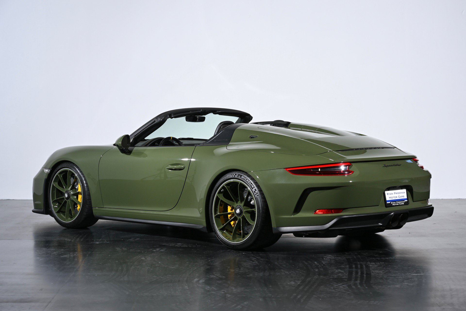 Used 2019 Porsche 911 Speedster RWD image 9