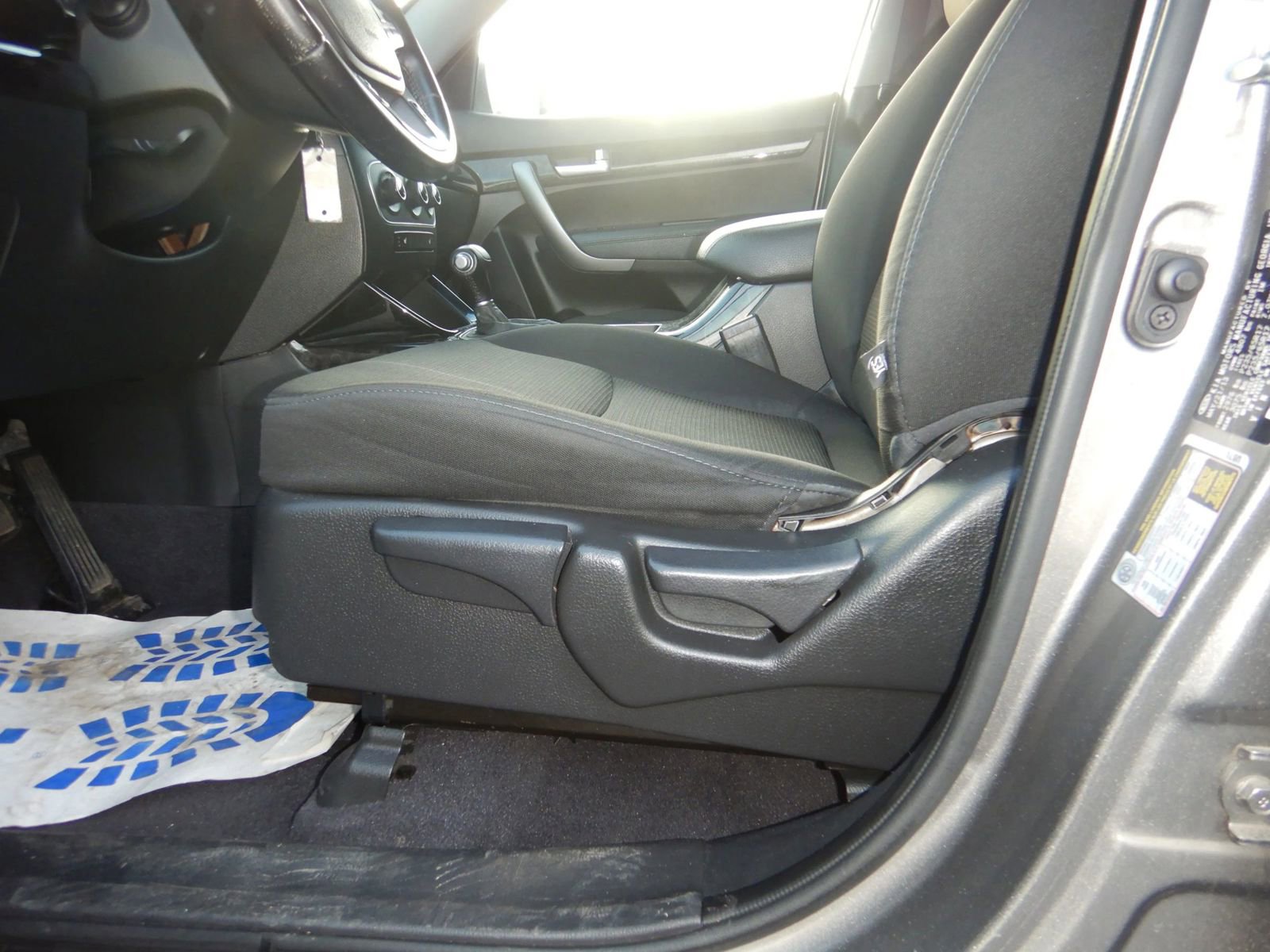 Used 2014 Kia Sorento LX image 14