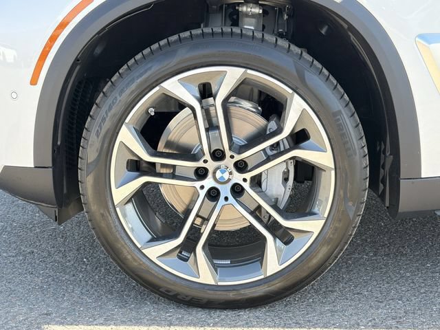 Used 2026 BMW X5 sDrive40i w/ Premium Package RWD image 10