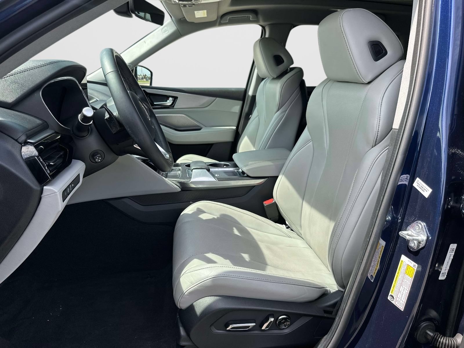 Certified 2023 Acura MDX w/ Technology Package AWD/4WD image 16