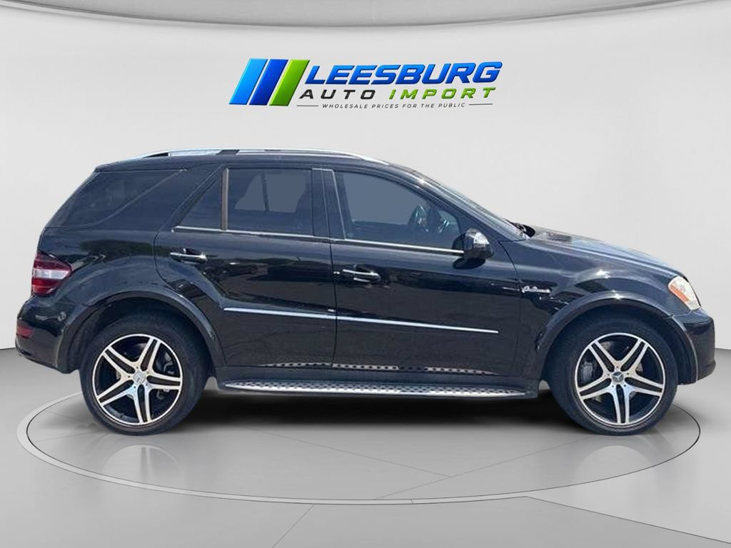 Used 2009 Mercedes-Benz ML 63 AMG 4MATIC image 3