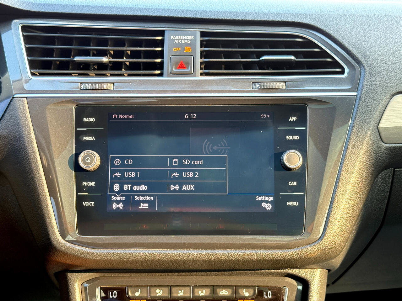 Used 2019 Volkswagen Tiguan SE w/ Panoramic Sunroof Package image 58