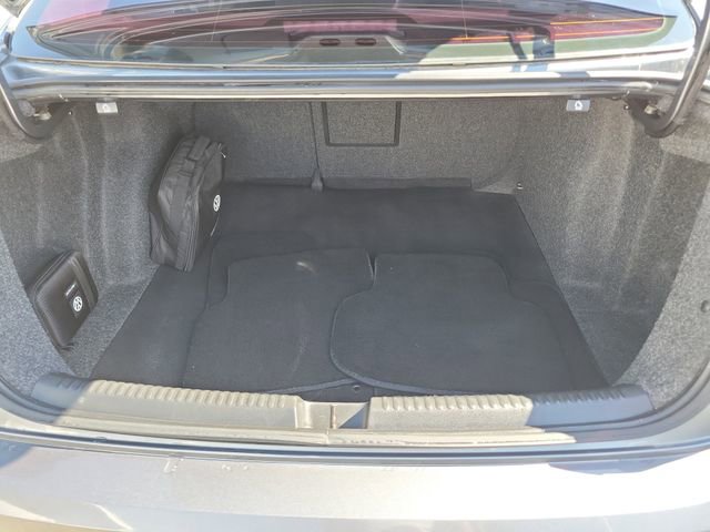 Used 2018 Volkswagen Jetta Wolfsburg Edition image 23