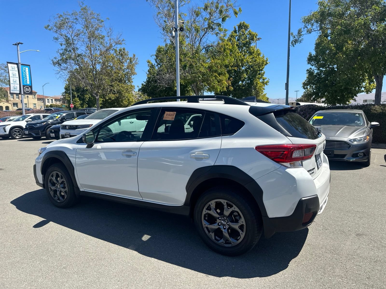 Used 2022 Subaru Crosstrek 2.5i Sport w/ Moonroof Package AWD/4WD image 4