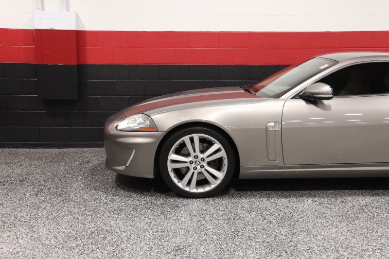 Used 2010 Jaguar XK Coupe RWD image 21