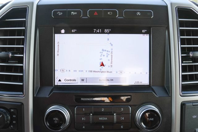 Used 2018 Ford F150 King Ranch w/ Equipment Group 601A Luxury AWD/4WD image 29