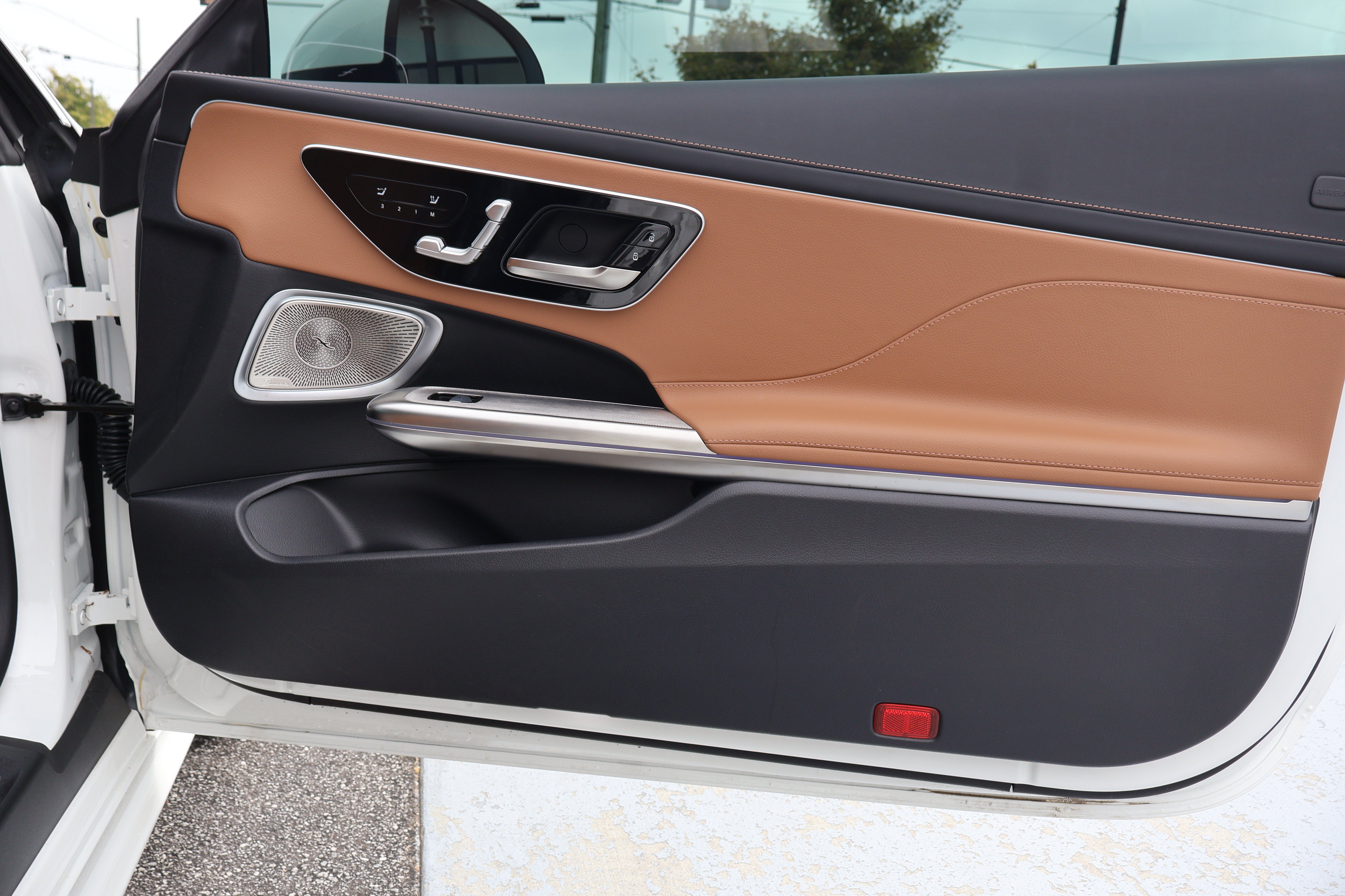 Certified 2026 Mercedes-Benz CLE 450 4MATIC Cabriolet image 21