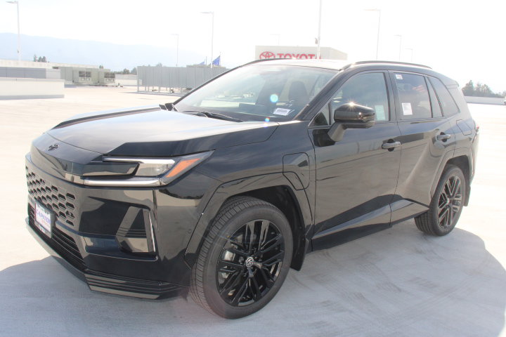 New 2026 Toyota RAV4 XSE w/ Panoramic Sun Roof Package AWD/4WD image 6