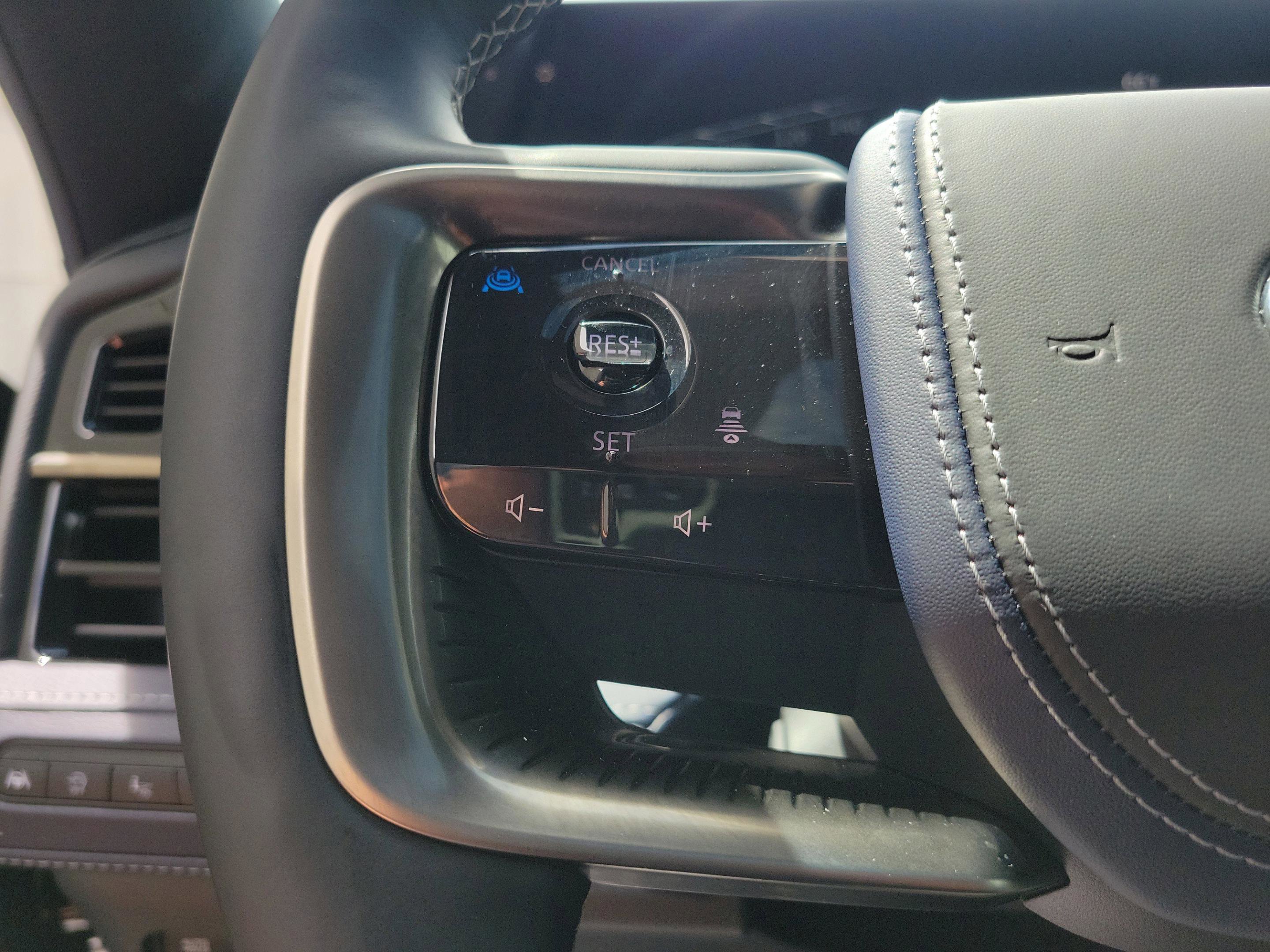 Certified 2026 INFINITI QX80 4WD w/ Sport Exterior Package image 10