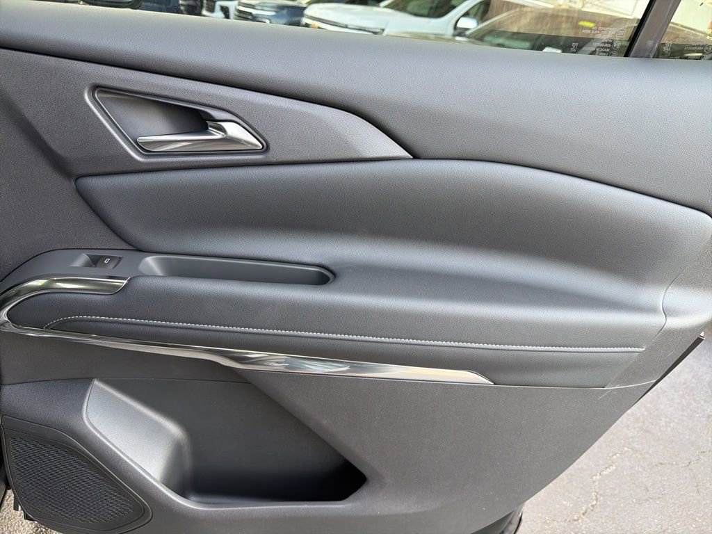 New 2026 Chevrolet Traverse LT w/ Midnight/Sport Edition image 39