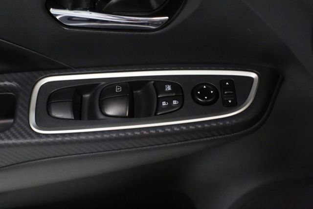 Certified 2025 Nissan Versa SR w/ Trunk Package image 12