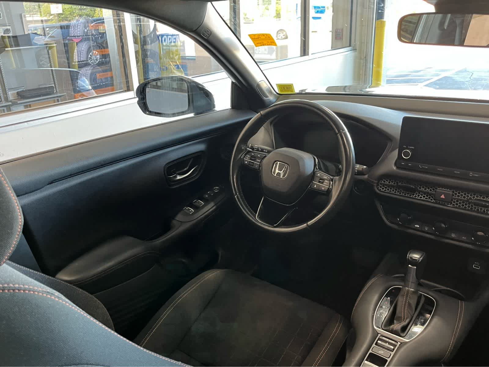Used 2024 Honda HR-V Sport image 14
