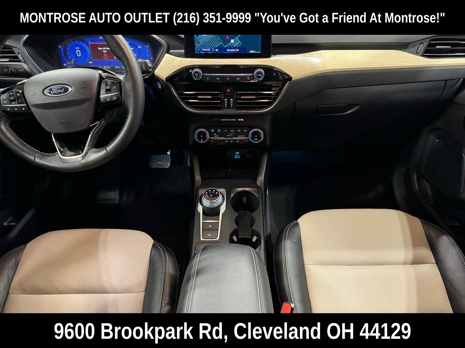 Used 2022 Ford Escape Titanium w/ Titanium Premium Package image 2