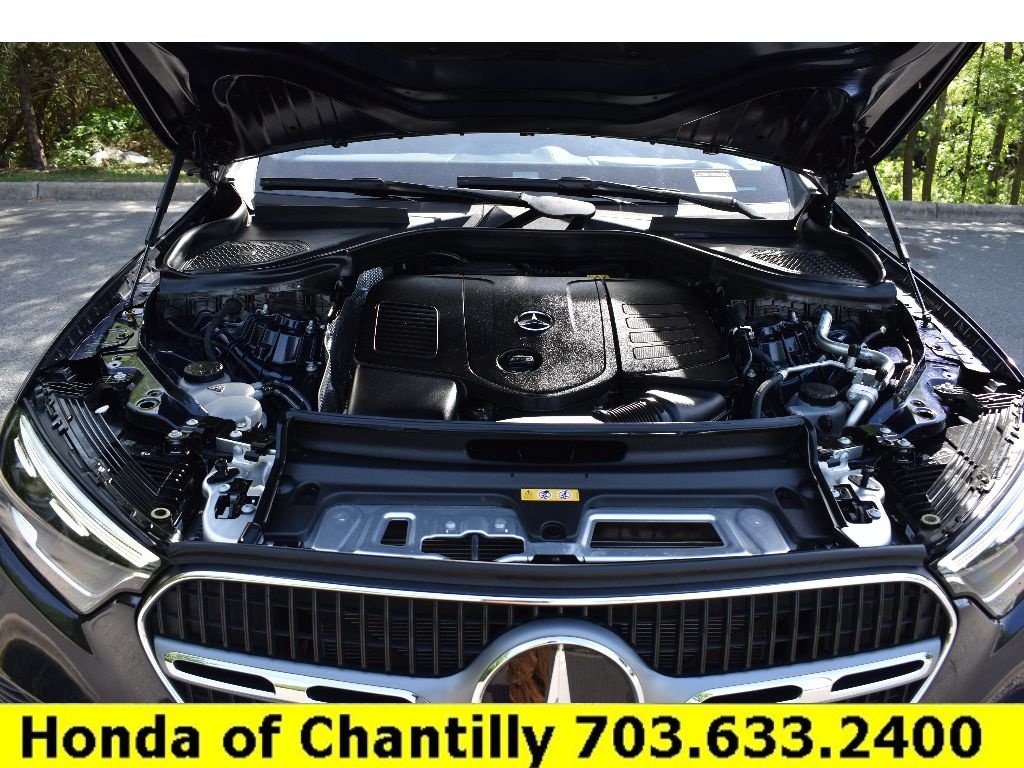 Used 2023 Mercedes-Benz GLC 300 4MATIC image 35