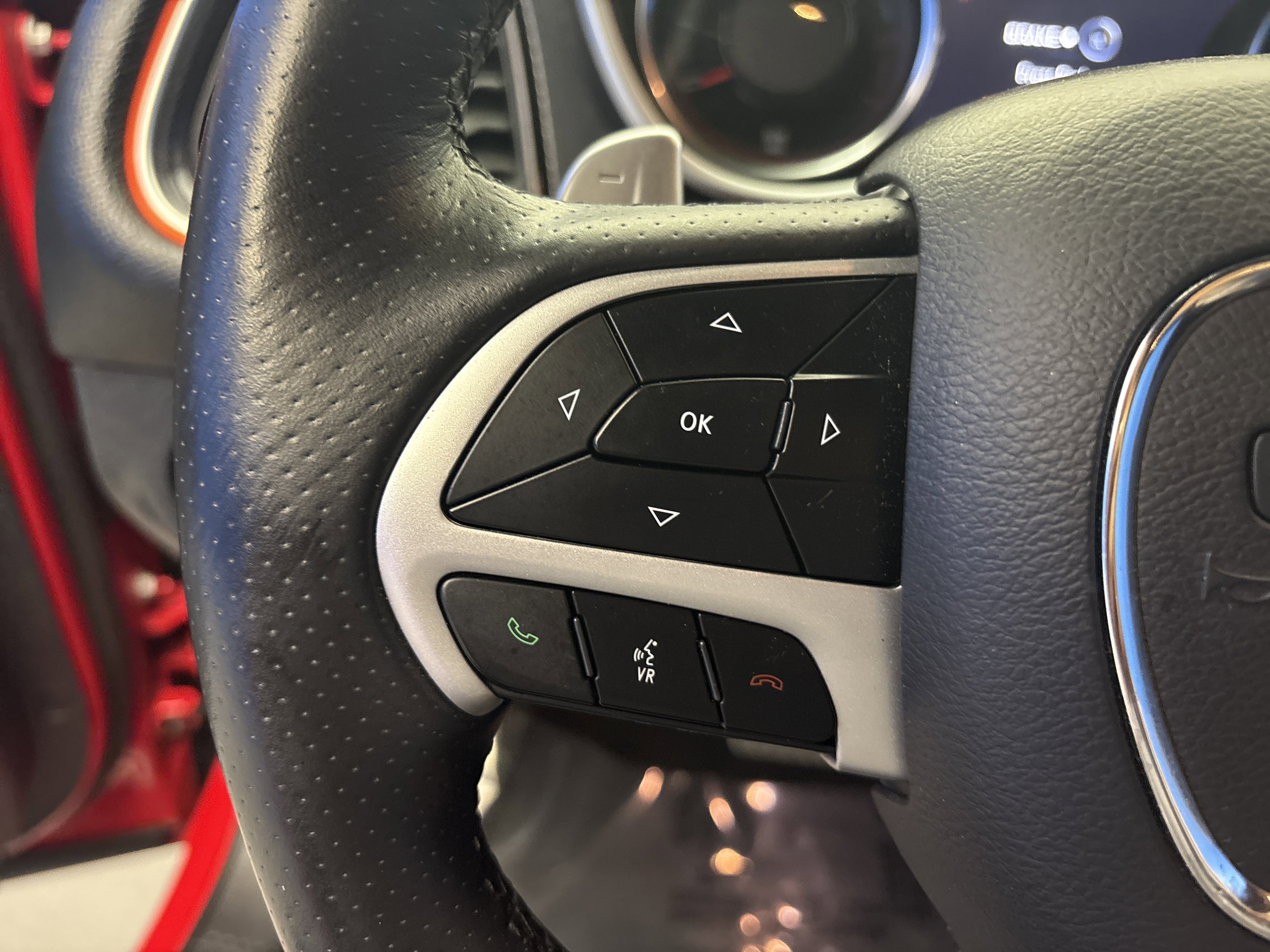 Used 2018 Dodge Challenger R/T Scat Pack w/ Leather Interior Group image 15