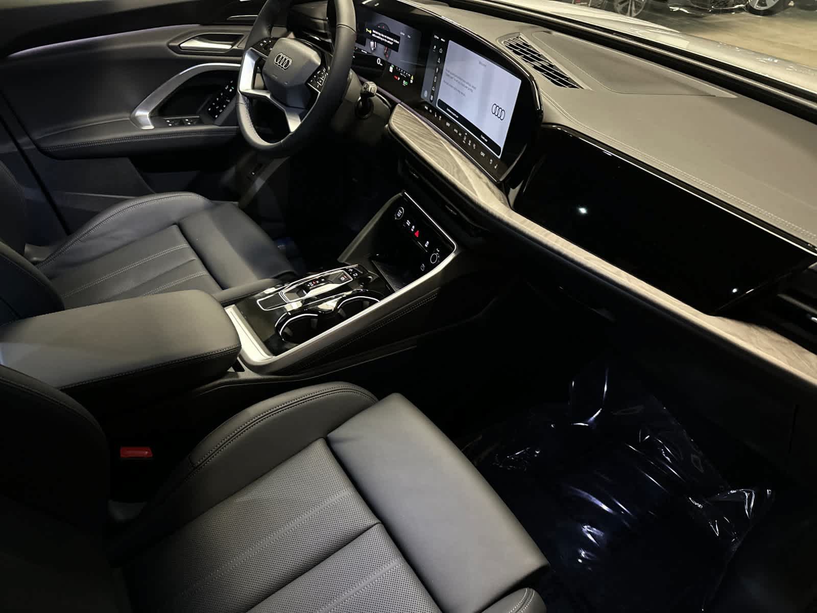 New 2026 Audi Q5 2.0T AWD/4WD image 16