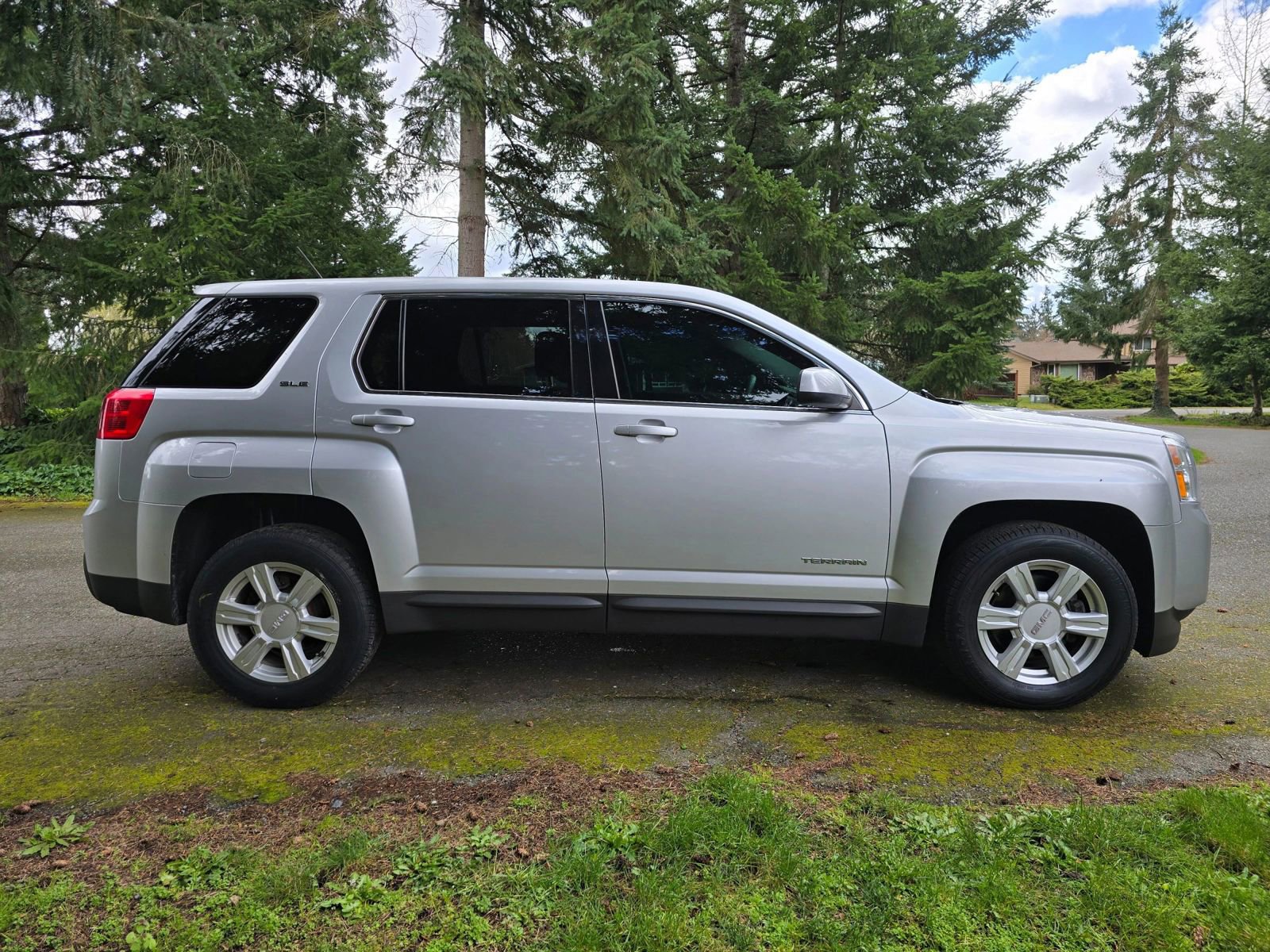 Used 2015 GMC Terrain SLE image 6