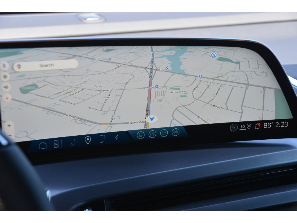 New 2026 Cadillac Vistiq Sport w/ LPO, Floor Liner Package image 23