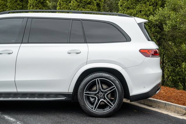 Used 2023 Mercedes-Benz GLS 450 4MATIC w/ AMG Line Exterior image 11