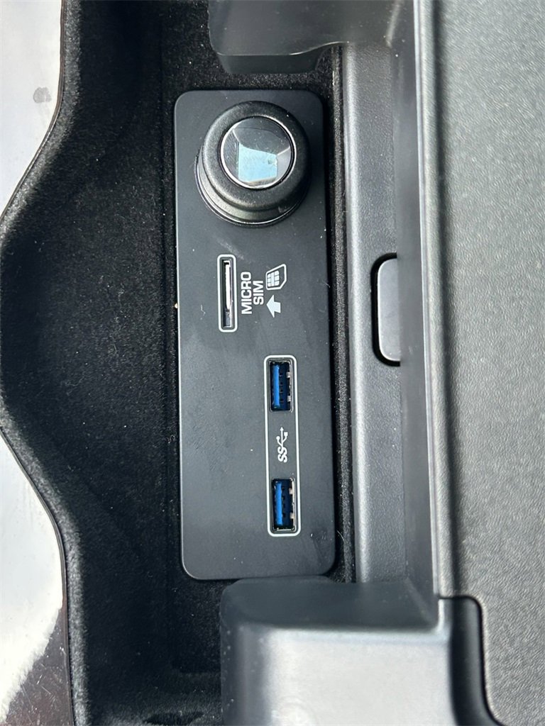 Used 2022 Land Rover Range Rover P525 Westminster Edition image 41