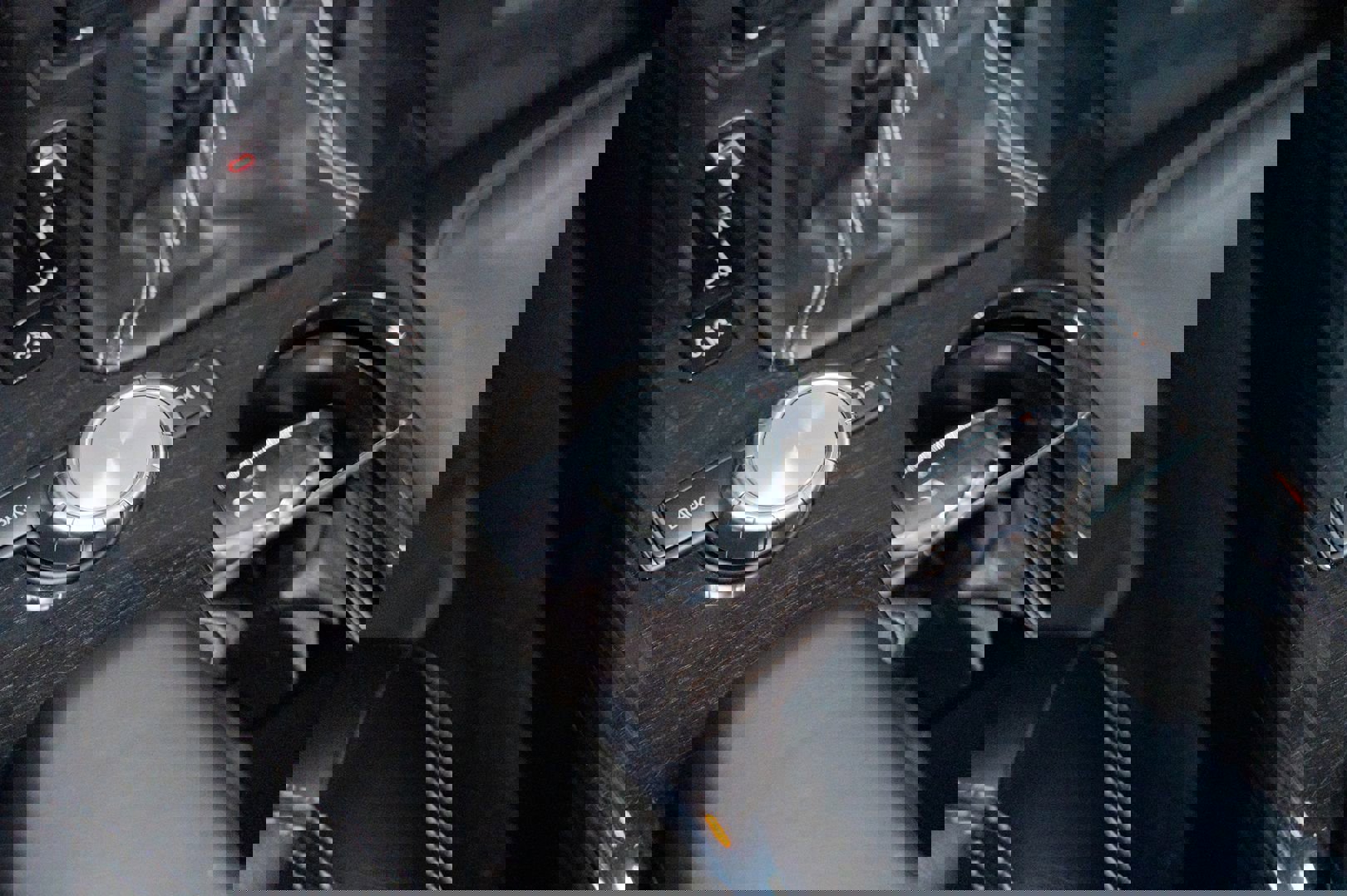 Used 2014 Mercedes-Benz SLK 55 AMG image 44