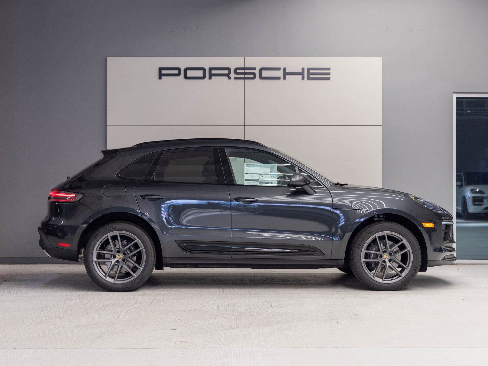 Certified 2026 Porsche Macan image 8