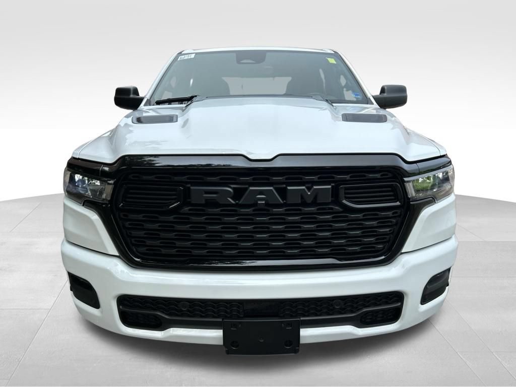 Used 2026 RAM 1500 Express AWD/4WD image 8